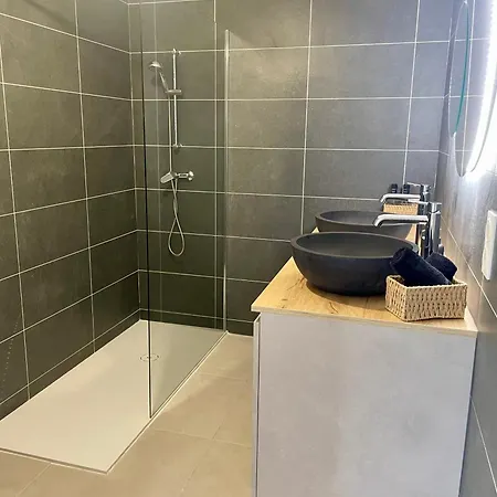 Mini Loft Piscine En Rooftop A 500m De La Mer *