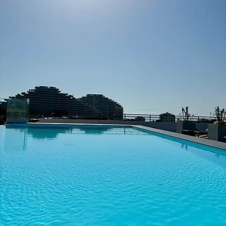 Mini Loft Piscine En Rooftop A 500m De La Mer